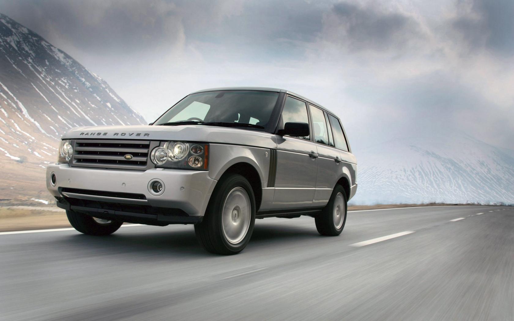 Range Rover Vogue на трассе обои рабочий стол Автомобили