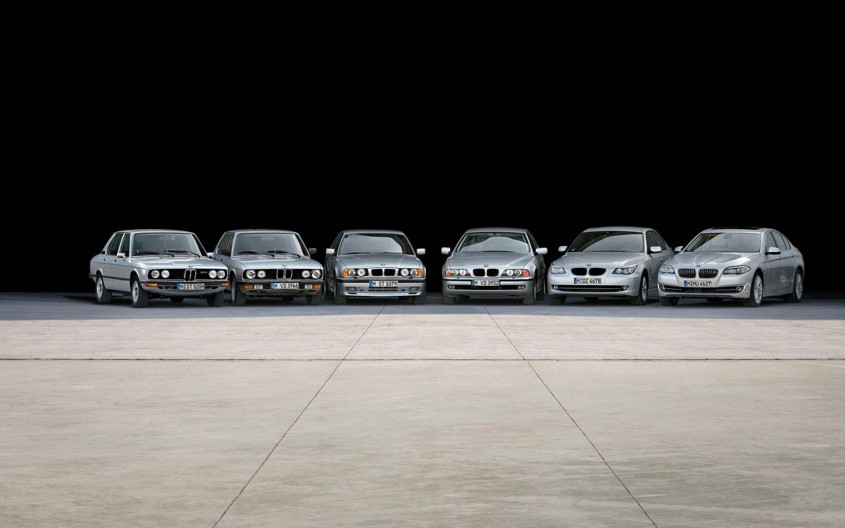 Эволюция BMW обои рабочий стол Автомобили